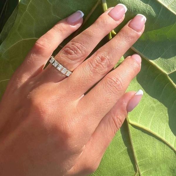 Princess Cut 5 Stone White Gold Diamond Ring - Bodycouturee