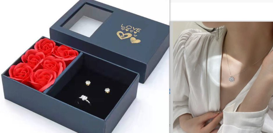 Retro Magnetic Folding Heart Shaped Four Leaf Clover Necklace Pendant - BodycoutureeNecklaceCJ dropshippingBodycoutureeCJLX134686021UFCJLX134686021UFGold set1PCRetro Magnetic Folding Heart Shaped Four Leaf Clover Necklace Pendant - Bodycouturee