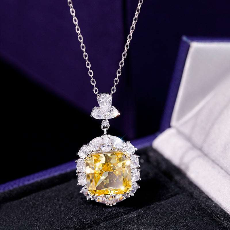 925 Sterling Silver Moissanite Round Yellow Gemstone Diamond Necklace - BodycoutureeNecklaceCJ dropshippingBodycoutureeCJLX149239501AZCJLX149239501AZNecklaceWomen's Light Luxury 925 Sterling Silver Moissanite Diamond Necklace - Bodycouturee