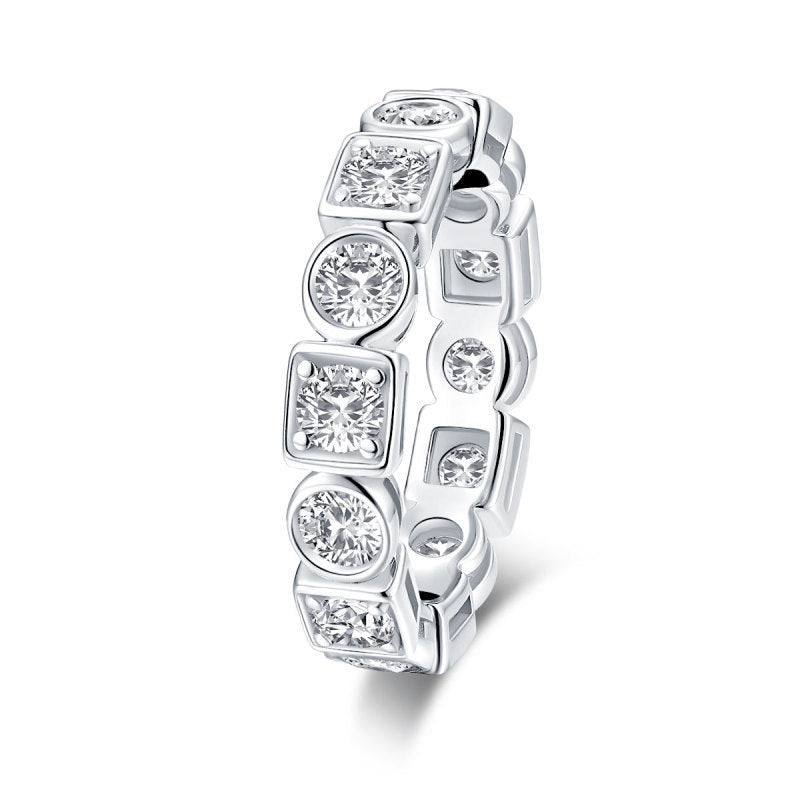 Moissanite Women's S925 Sterling Silver Single Row Diamond Ring - Bodycouturee